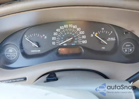 2001 Buick Century Custom z USA, uszkodzony, nr VIN 2G4WS52J111142060